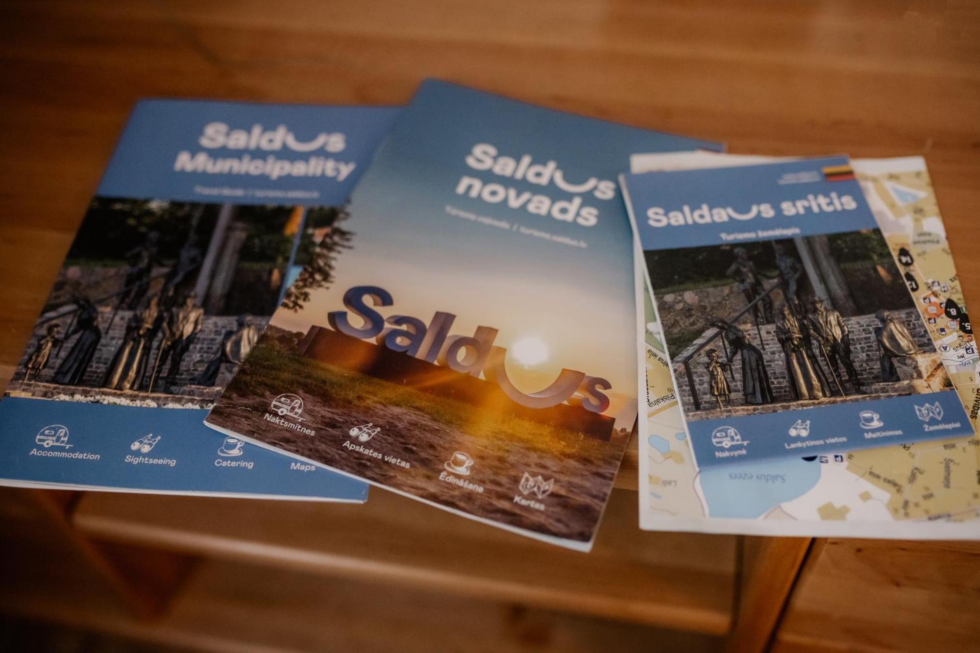 Saules Iela 2A Aparthotel Saldus Phòng bức ảnh