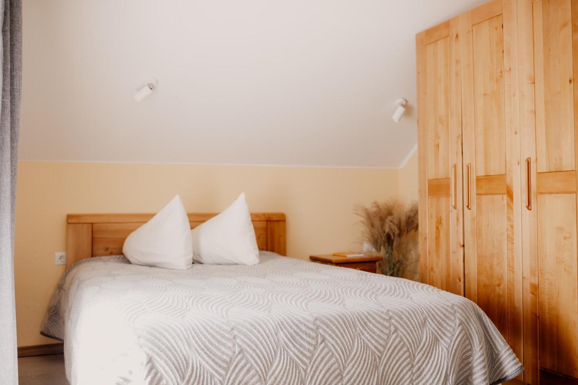 Saules Iela 2A Aparthotel Saldus Phòng bức ảnh